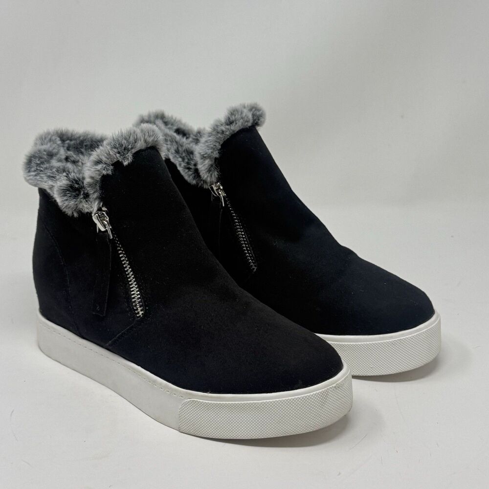 Soda Taylor Hidden Wedge Sneaker Booties Womens 7.5 Black Faux Suede Fur Trim